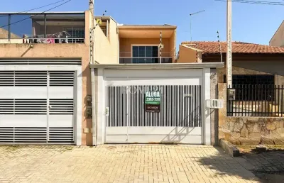 Casa com 2 quartos para alugar na gabriel ribeiro, 650, sítio cercado, curitiba por r$ 2.600