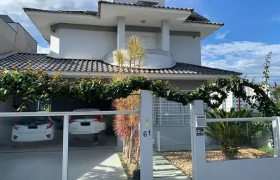 Casa para venda em palhoça, pedra branca, 3 dormitórios, 1 suíte, 2 banheiros, 2 vagas