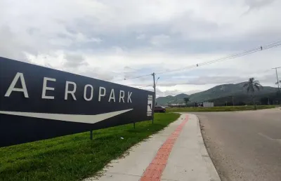 Terreno comercial para alugar na Av. Dalva Da Silva Wiese, 100, Sertão do Maruim, São José