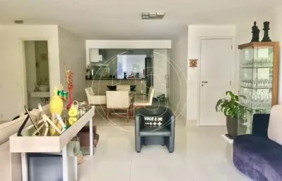 Excelente apartamento 142m², 3 suítes, 2 vagas, depósito, no panamby. pronto para morar.
