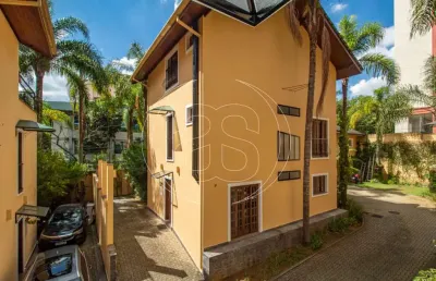 Casa com 300m² em condomínio fechado para locação- alto da boa vista