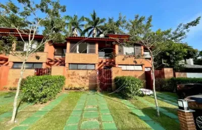 Casa em condomínio á venda em riviera de são lourenço