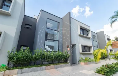 Sobrado  em condominio fechado novo   brooklin velho