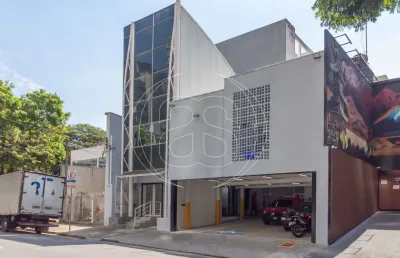 Excelente imóvel comercial em moema com 845m² a e poucos metros do metrô!