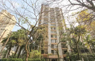 Apartamento para venda com suítes e garagem em moema