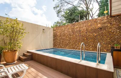 Casa para venda, em condomínio fechado, junto do parque do ibirapuera, 300 m úteis, com piscina.