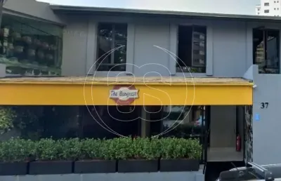 Casa comercial com 5 salas à venda na Rua Jacurici, 37, Itaim Bibi, São Paulo
