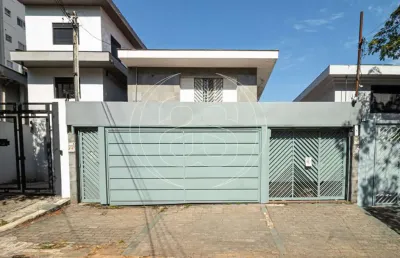 Casa comercial com 6 salas para alugar na Avenida Iraí, 894, Moema, São Paulo
