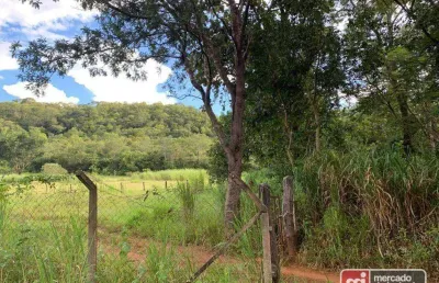 Sítio, ótima localização, a 8 km de rifaina, frente rodovia.