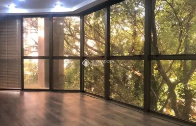 Sala comercial à venda na avenida carlos gomes, 281, auxiliadora, porto alegre, 53 m2 por r$ 500.000