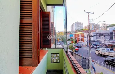 Apartamento com 2 quartos à venda na rua miguel tostes, 414, rio branco, porto alegre, 74 m2 por r$ 390.000