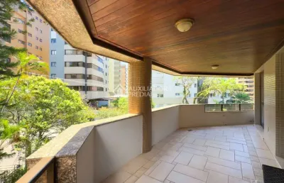 Apartamento com 4 quartos à venda na rua farnese, 199, bela vista, porto alegre, 206 m2 por r$ 2.872.000