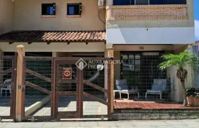 Apartamento com 2 quartos à venda na rua rio divisa, 212, centro, xangri-lá, 138 m2 por r$ 680.000