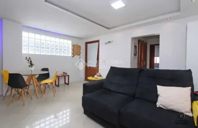Casa em condomínio fechado com 4 quartos à venda na rua carlos barone, 78, passo das pedras, porto alegre, 240 m2 por r$ 550.000