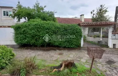 Casa com 3 quartos à venda na rua mura, 145, guarujá, porto alegre, 316 m2 por r$ 590.000