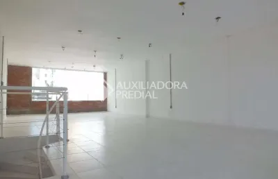 Ponto comercial à venda na avenida osvaldo aranha, 634, bom fim, porto alegre, 326 m2 por r$ 1.600.000