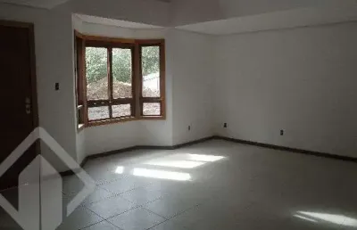Casa em condomínio fechado com 3 quartos à venda na rua liberal, 1200, tristeza, porto alegre, 148 m2 por r$ 650.000