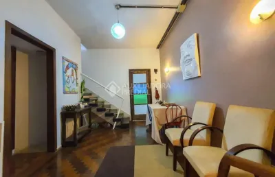 Casa com 3 quartos à venda na rua general cipriano ferreira, 628, centro histórico, porto alegre, 200 m2 por r$ 860.000