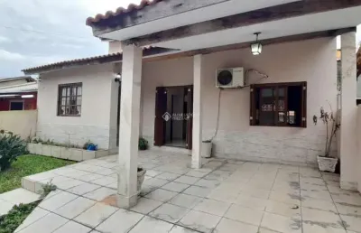 Casa com 2 quartos à venda na rua curiós, 175, jardim algarve, alvorada, 120 m2 por r$ 350.000