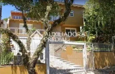 Casa com 4 quartos à venda na rua fernando osório, 210, teresópolis, porto alegre, 289 m2 por r$ 1.250.000