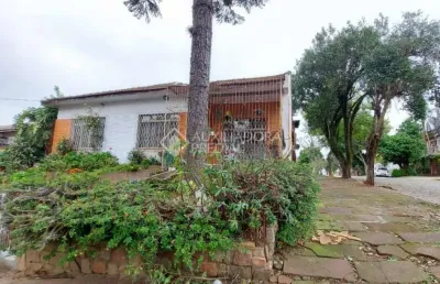 Casa com 3 quartos à venda na rua batista xavier, 116, partenon, porto alegre, 300 m2 por r$ 590.000