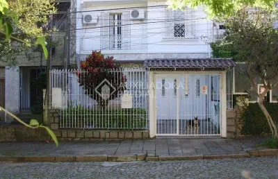 Casa em condomínio fechado com 3 quartos à venda na rua dezesseis de julho, 84, são joão, porto alegre, 147 m2 por r$ 800.000