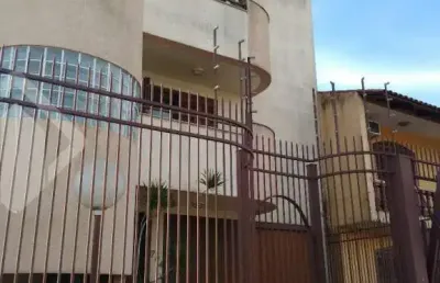 Casa em condomínio fechado com 3 quartos à venda na avenida martins bastos, 0704, sarandi, porto alegre, 372 m2 por r$ 1.380.000