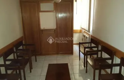 Sala comercial à venda na rua general vitorino, 53, centro histórico, porto alegre, 41 m2 por r$ 100.000