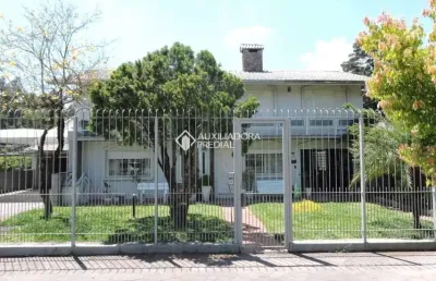 Casa com 4 quartos à venda na rua genésio preto, 130, desvio rizzo, caxias do sul, 316 m2 por r$ 1.100.000