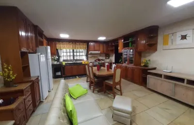 Casa com 3 quartos à venda na rua danilo antônio bridi, 267, bela vista, caxias do sul, 1080 m2 por r$ 2.250.000