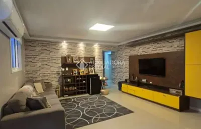 Apartamento com 4 quartos à venda na avenida júlio de castilhos, 4485, centro, caxias do sul, 193 m2 por r$ 1.100.000