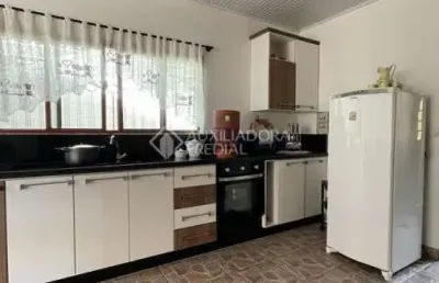 Casa com 3 quartos à venda na rua hernani algayer, 752, jardim eldorado, caxias do sul, 78 m2 por r$ 1.100.000