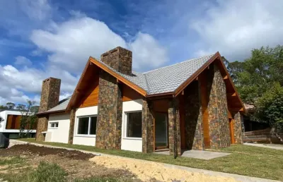 Casa com 3 quartos à venda na estremosa, 74, carniel, gramado, 221 m2 por r$ 2.800.000