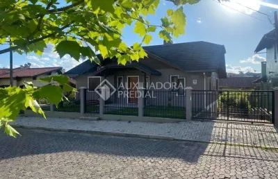 Casa com 3 quartos à venda na rua visconde de mauá, 1016, centro, canela, 288 m2 por r$ 1.750.000