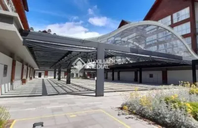 Sala comercial à venda na rua são pedro, 757, centro, gramado, 39 m2 por r$ 790.000