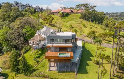 Casa em condomínio fechado com 4 quartos à venda na rua das alfazemas, 3, bavaria, gramado, 674 m2 por r$ 10.870.000