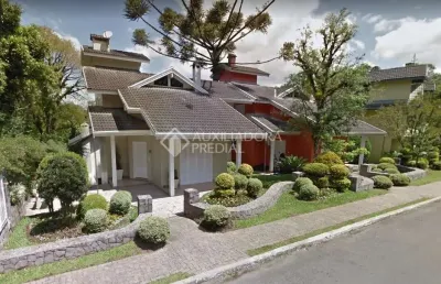 Casa com 3 quartos à venda na bruno ernesto riegel, 791, planalto, gramado, 137 m2 por r$ 1.500.000
