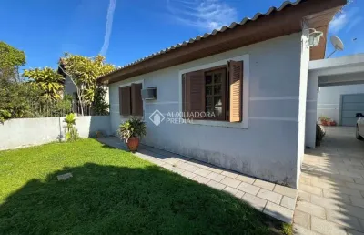 Casa com 3 quartos à venda na espã­rito santo, 119, parque 35, guaíba, 165 m2 por r$ 440.000
