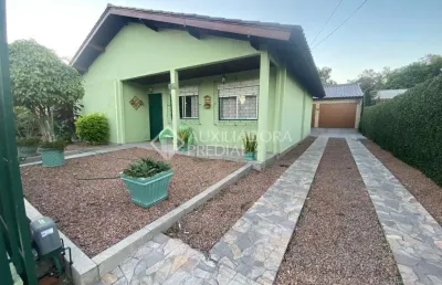 Casa em condomínio fechado com 3 quartos à venda na rua victor scalco, 235, engenho, guaíba, 230 m2 por r$ 570.000
