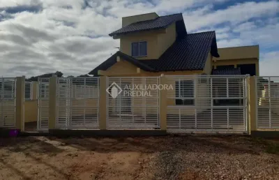 Casa com 3 quartos à venda na rua joão batista luzardo, 128, alegria, guaíba, 200 m2 por r$ 900.000