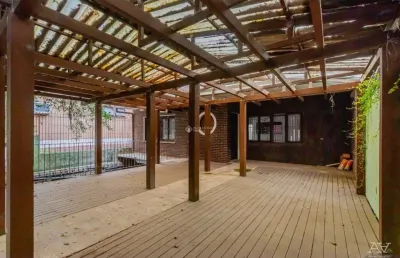 Casa comercial à venda na rua domingos martins, 1008, centro, canoas, 241 m2 por r$ 1.300.000