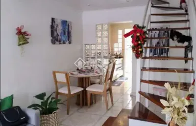 Casa em condomínio fechado com 2 quartos à venda na avenida guilherme schell, 1250, rio branco, canoas, 76 m2 por r$ 276.000