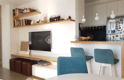 Apartamento com 2 quartos à venda na avenida josé aloísio filho, 595, humaitá, porto alegre, 53 m2 por r$ 295.000