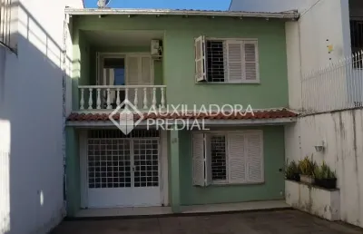 Casa em condomínio fechado com 4 quartos à venda na rua coronel antenor amorim, 93, bom jesus, porto alegre, 239 m2 por r$ 530.000