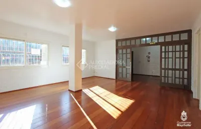 Casa com 3 quartos à venda na rua professor cristiano fischer, 172, jardim do salso, porto alegre, 506 m2 por r$ 2.250.000