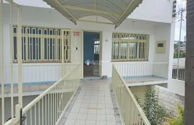 Casa com 5 quartos à venda na rua doutor malheiros, 60, santo antônio, porto alegre, 462 m2 por r$ 1.099.000