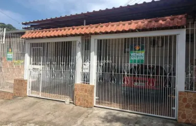 Casa com 4 quartos à venda na rua professora luizinha wiedmann borges fortes, 291, partenon, porto alegre, 187 m2 por r$ 280.000