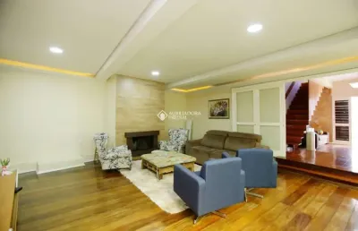 Casa em condomínio fechado com 4 quartos à venda na rua afonso pena, 251, azenha, porto alegre, 235 m2 por r$ 995.000