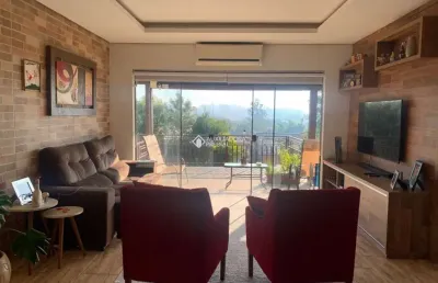 Casa em condomínio fechado com 3 quartos à venda na estrada dos guterres, 2565, fiuza, viamão, 153 m2 por r$ 901.000