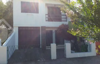 Casa com 3 quartos à venda na rua livramento, 262, santana, porto alegre, 200 m2 por r$ 853.000